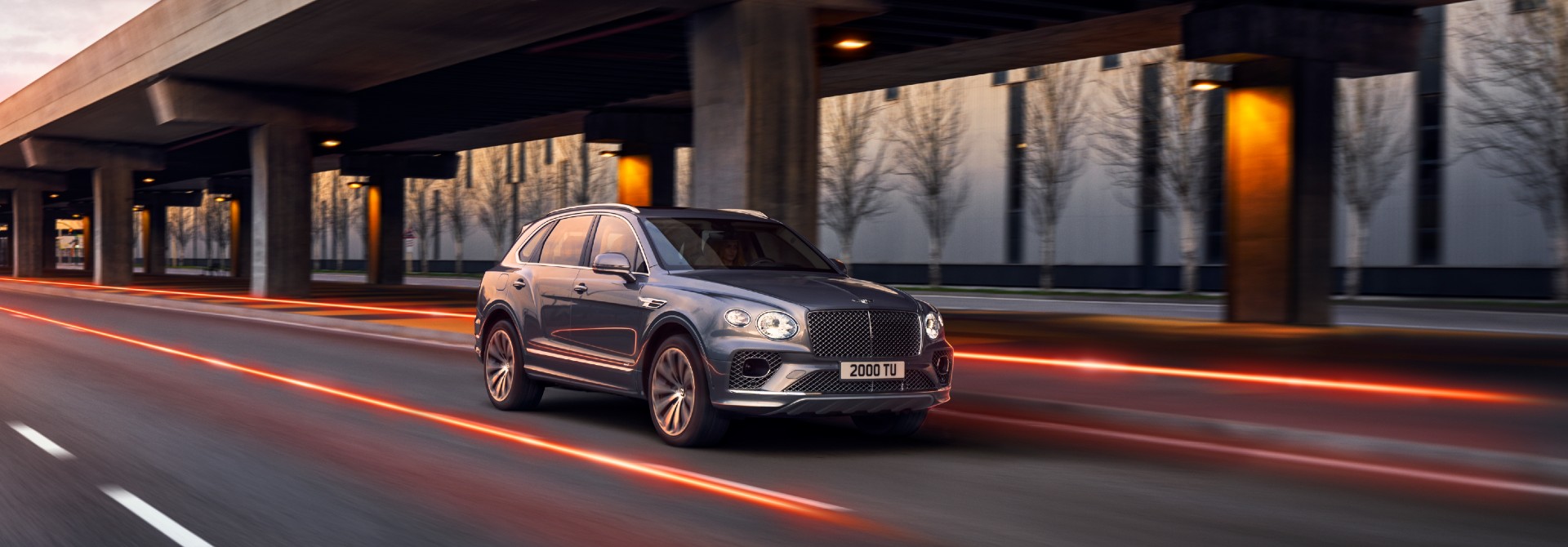 new-Bentley-Bentayga-bridge